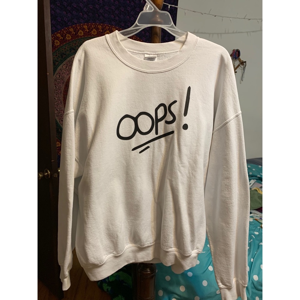 Louis Tomlinson “oops!” tattoo crewneck